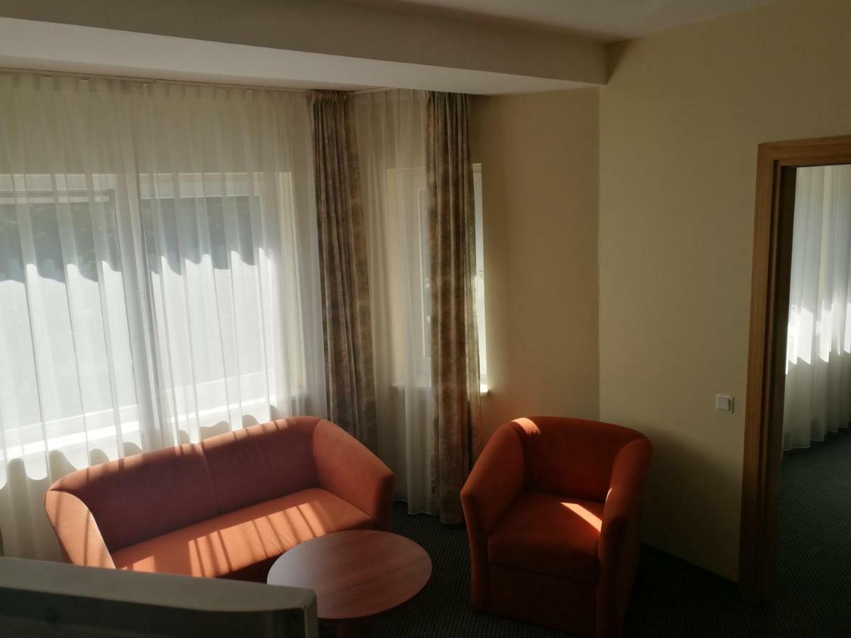 Hotel Promenada Klaipeda Exterior photo